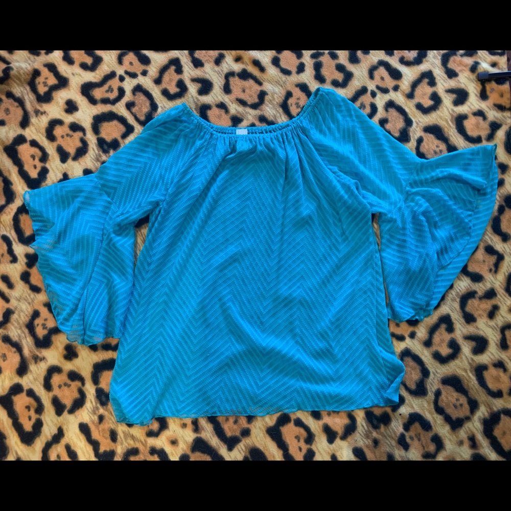 Turq bell sleeved blouse
